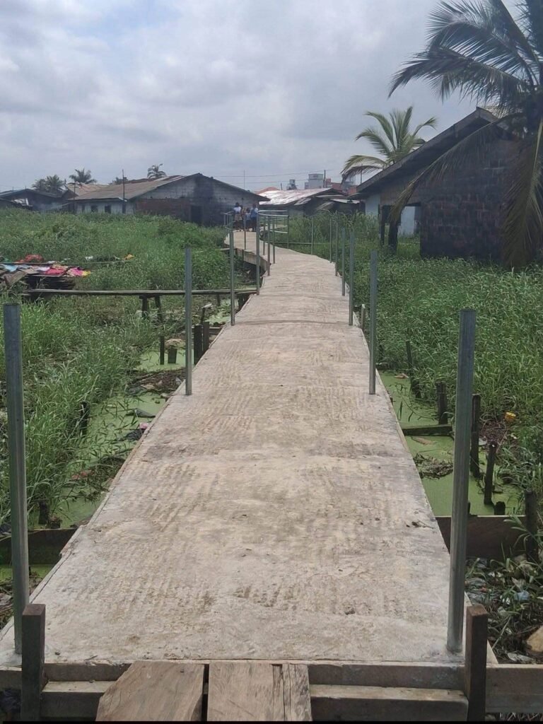 Rep. Kamara Unveils US$90,000 Footpath Bridge in District 14