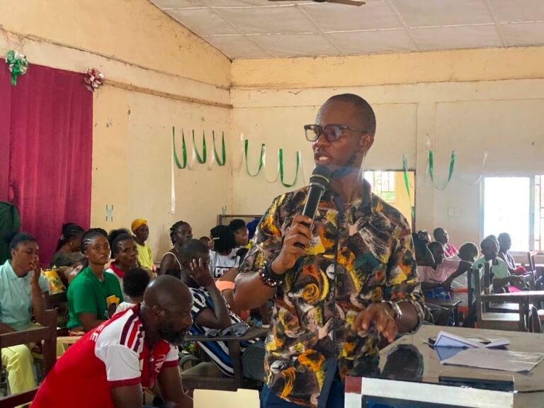 Siakeh Foundation CEO Calls for Discipline, Character at Youth Ministry Vacation Program, Donates Learning Materials